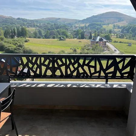 Lovely View & Апартаменты *