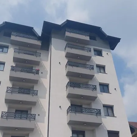 Lovely View & Апартаменты